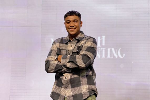 Juara Bintang Radio Josh Florentino Rilis Lagu 'Dan Terjadi Lagi' - JPNN.COM