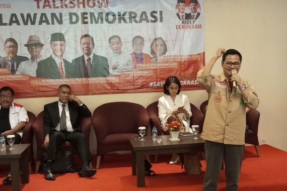 Pilpres 2024, Alumni Unhas Ajak Pilih Ganjar-Mahfud karena Mampu Selamatkan Demokrasi - JPNN.COM