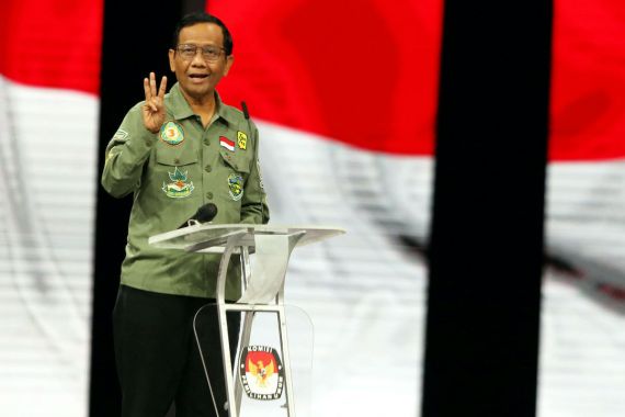 Seusai Debat Cawapres, Mahfud Ucapkan Terima Kasih kepada Jokowi - JPNN.COM