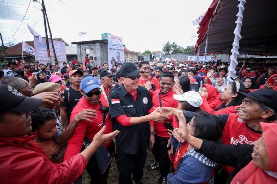 Gabungan Seniman Indonesia Gelar Senam Sehat Bareng Puluhan Ribu Warga di Semarang - JPNN.COM