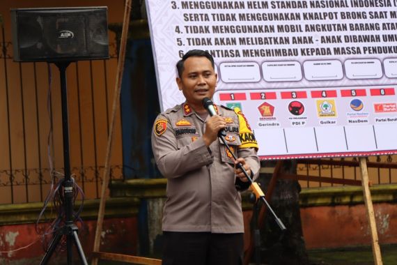 Polres Kuansing dan Tokoh Masyarakat Deklarasi 6 Poin Penting ini Menuju Pemilu Damai - JPNN.COM