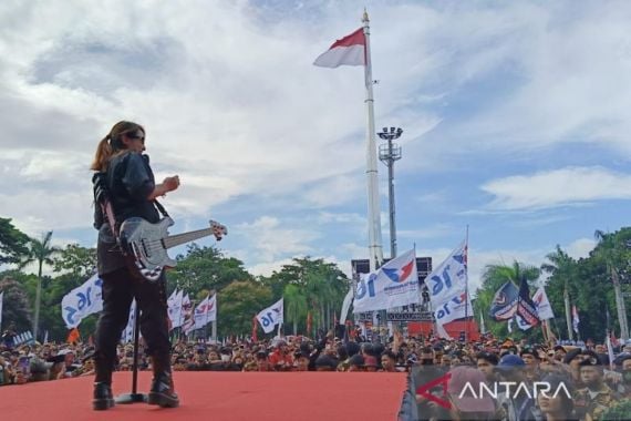 Kampanye Terbuka, Ganjar-Mahfud Gelar Hajatan Rakyat di Bandung, Puluhan Ribu Warga Hadir - JPNN.COM