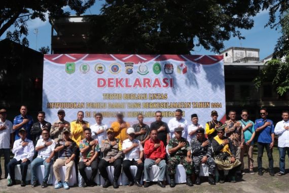 Kapolres Meranti dan Elemen Masyarakat Deklarasi Tertib Berlalu Lintas Demi Pemilu Damai - JPNN.COM