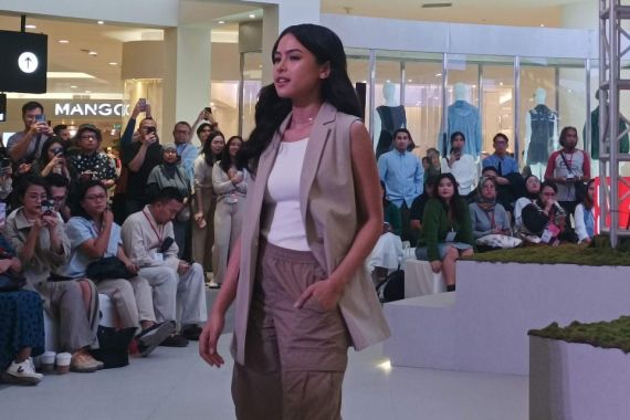 Didapuk jadi Brand Advocate Uniqlo Indonesia, Maudy Ayunda Ungkap Item Fesyen Favorit - JPNN.COM