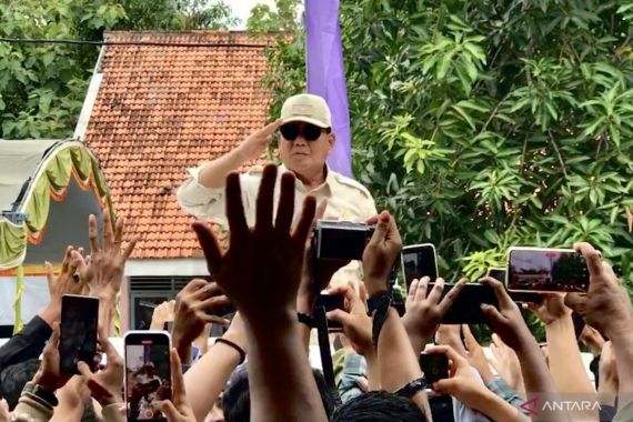 Megawati Ultah ke-77, Prabowo: Semoga Panjang Umur, Sehat Selalu - JPNN.COM