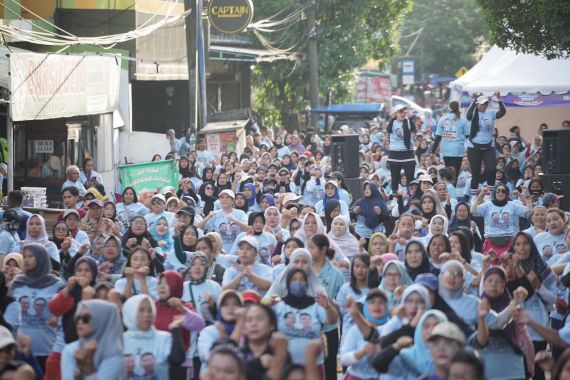 Ribuan Mak-Mak Antusias Hadiri Gemoy Fest di Tanjung Priok, Lihat - JPNN.COM
