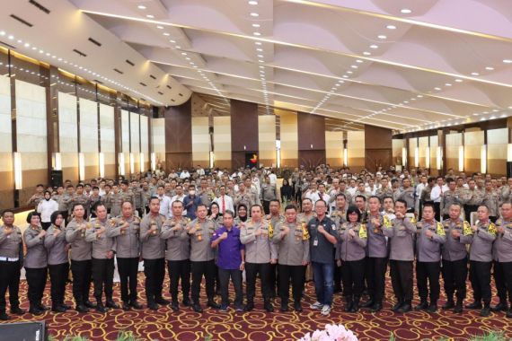 Kapolresta Pekanbaru Menerjunkan 710 Personel Untuk Mengamankan Pemilu 2024 - JPNN.COM