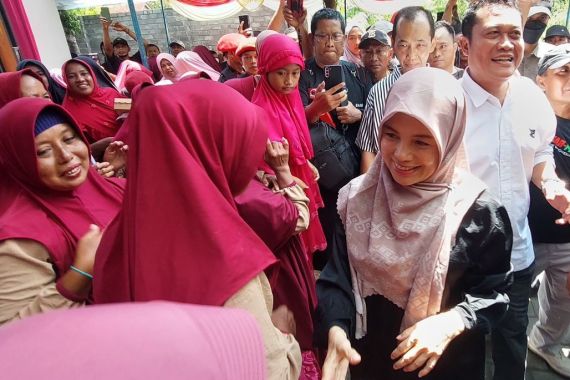 Atikoh Ganjar: Cita-Cita Bangsa Akan Tercapai Ketika Ibu-Ibu Memilih Pemimpin Amanah - JPNN.COM