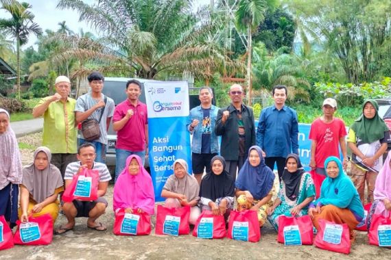 Program Pilar Kesehatan TBIG Bantu Korban Banjir di Riau dan Sumbar - JPNN.COM