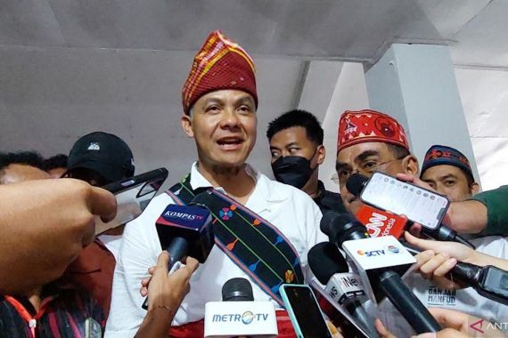 Mahfud Berencana Mundur dari Kabinet Jokowi, Ganjar: Saya Mendukung Penuh - JPNN.COM