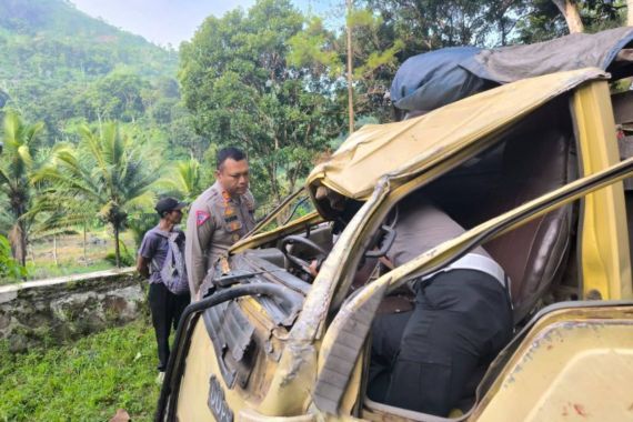 Sopir Truk Rombongan Peziarah Jadi Tersangka Kecelakaan - JPNN.COM