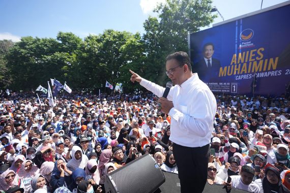 Jokowi Merilis Bansos Rp 11 T di Masa Pemilu 2024, Anies Sampaikan Kalimat Begini - JPNN.COM