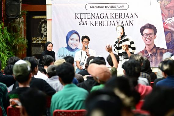Alam Ganjar Diskusi Soal Ketenagakerjaan dan Kebudayaan Bareng Pelajar Tangerang - JPNN.COM