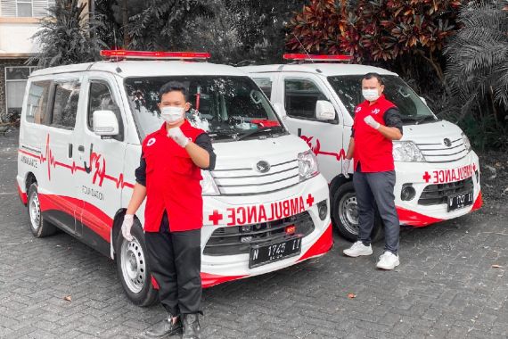 J99 Foundation Beri Layanan Ambulans Gratis di Lima Kota, Catat Nomor Kontaknya - JPNN.COM