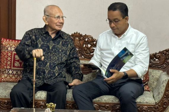 Anies dan Prof Emil Salim Berdiskusi tentang PISA dan Peningkatan Kualitas Manusia - JPNN.COM