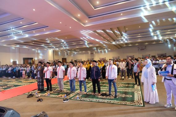 Guru Mengaji se-Surakarta Berijtihad agar Prabowo-Gibran Menang Pilpres 2024 - JPNN.COM