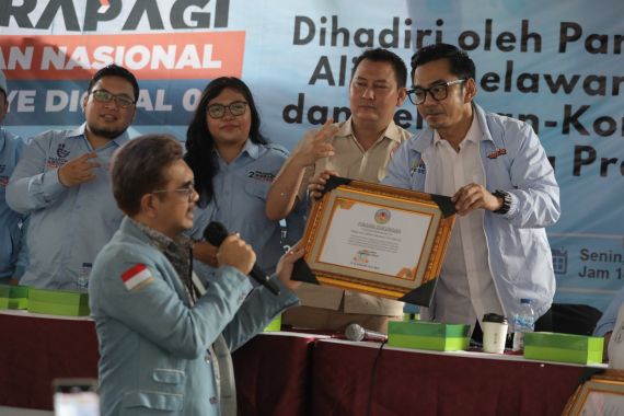 Kawal Suara Prabowo-Gibran di TPS, Sukarelawan Luncurkan Aplikasi Khusus Ini - JPNN.COM