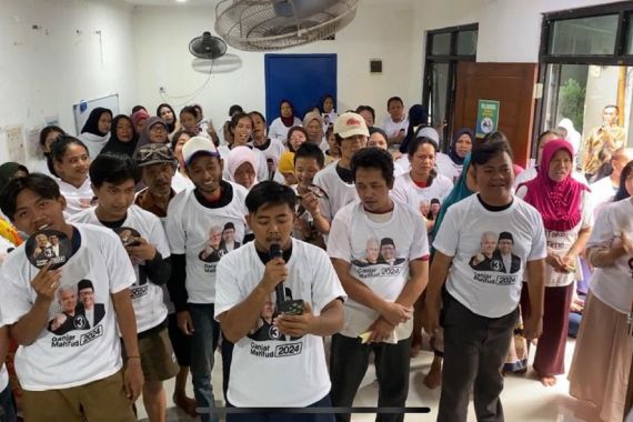 Warga Jakarta Bersatu Pilih Ganjar Karena Merakyat dan Sederhana - JPNN.COM