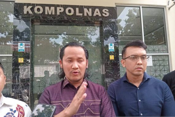 Aiman Witjaksono Laporkan Polda Metro Jaya kepada Kompolnas - JPNN.COM