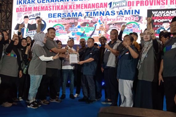 Timnas Pasangan AMIN Minta Presiden Jokowi Menjaga Kewibawaannya - JPNN.COM