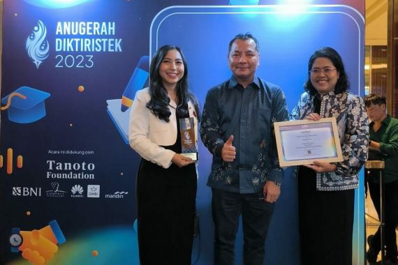 LSPR Borong 3 Penghargaaan Anugerah Diktiristek 2023 - JPNN.COM