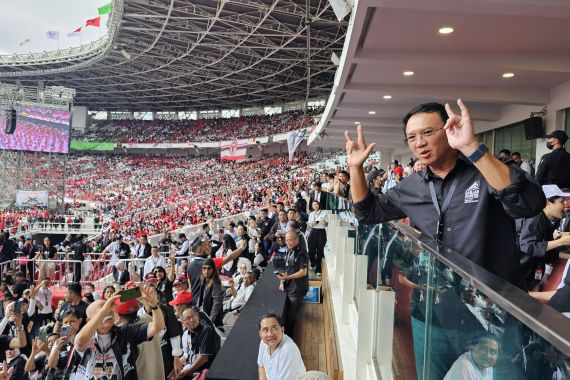 Menyusul di Belakang Megawati, Ahok Ikut Kampanye Akbar Ganjar-Mahfud di GBK - JPNN.COM