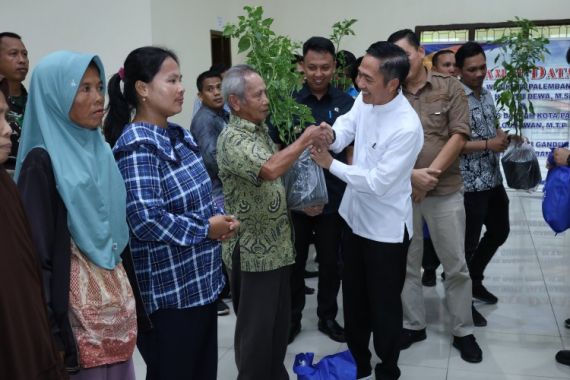 Inflasi di Palembang Turun Berkat Bantuan Sembako - JPNN.COM