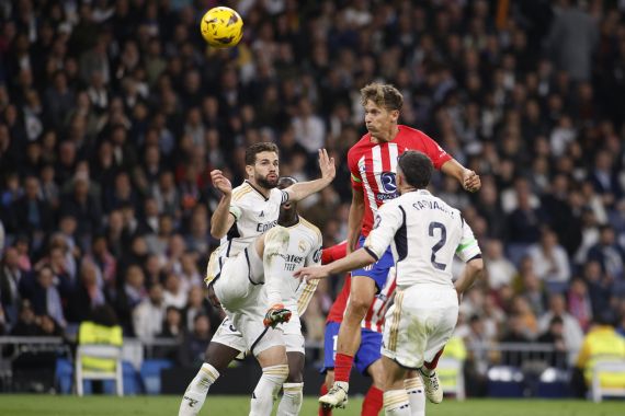 Real Madrid vs Atletico Madrid Tanpa Pemenang, Ini Klasemen Liga Spanyol - JPNN.COM