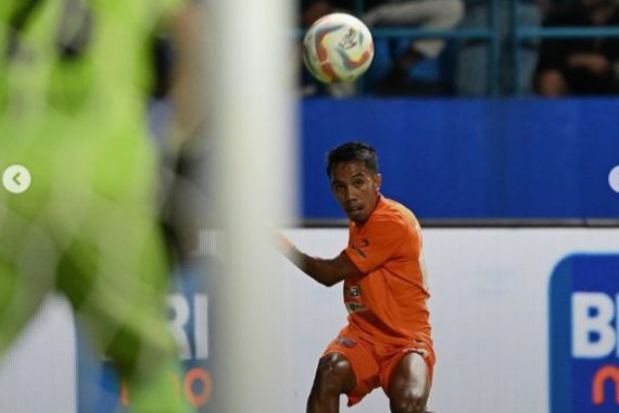 Borneo FC Vs Persija: Hansamu Blunder, Sihran Mencetak Gol di Babak Pertama - JPNN.COM