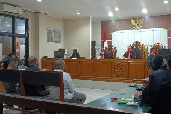 Terdakwa Kasus Korupsi Kredit Fiktif Bank Papua Rp 120 Miliar Divonis 2 Tahun Penjara - JPNN.COM