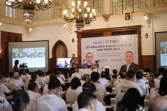 Finex Bersama BBJ Melanjutkan Seminar Edukasi Forex dan Emas Berjangka di Surabaya - JPNN.COM