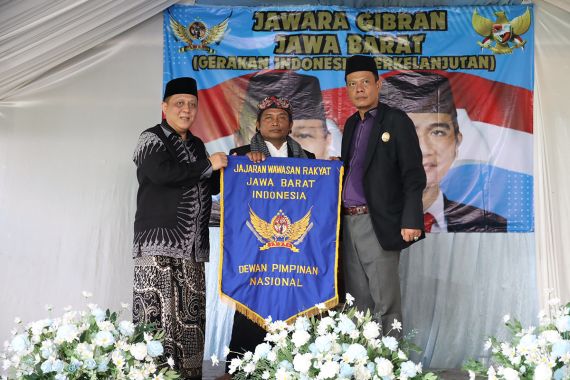 Jawara Gibran Jabar Deklarasi Dukung Paslon 02 - JPNN.COM