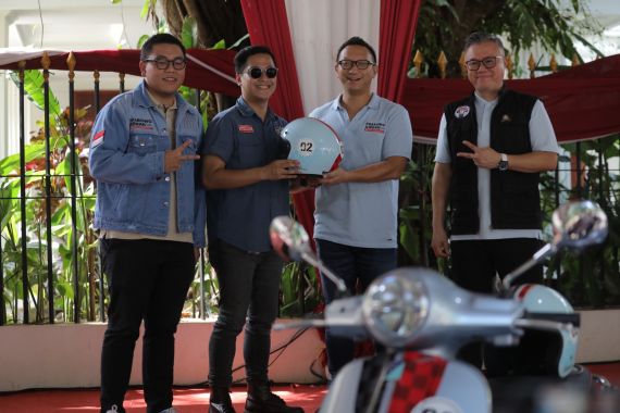 Pertama di Dunia, Komunitas Rainbow Moto Builder Rilis NFT Motor Kampanye Prabowo-Gibran - JPNN.COM