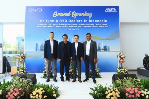 BYD Meresmikan 8 Diler di Indonesia Secara Serentak - JPNN.COM