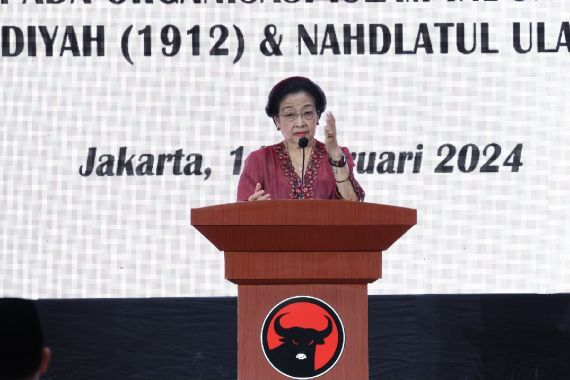 Megawati Ungkap Upaya Memperjuangkan NU-Muhammadiyah Terima Penghargaan Zayed Award - JPNN.COM