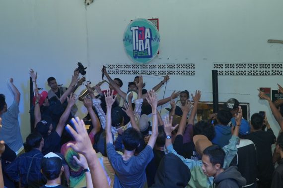 Sukses Gelar TI3A-TIBA FEST di Jakut, Relawan GMGM Ingatkan Penonton Jangan Golput - JPNN.COM