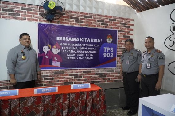 Kakanwil Kalimantan Barat Tinjau Lapas dan Rutan di Pontianak Jelang Pencoblosan - JPNN.COM