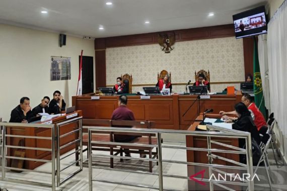 Satria Gunawan Terima Rp 10 Miliar dari Ayah Gembong Narkoba Fredy Pratama - JPNN.COM