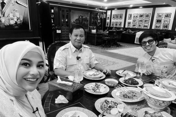 Atta Halilintar dan Aurel Hermansyah Ucapkan Selamat kepada Prabowo - JPNN.COM
