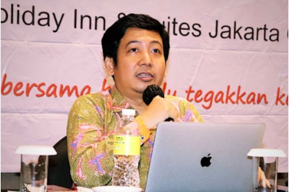Soal Reshuffle Kabinet, Pengamat: Darmizal Pantas Jadi Penjaga Jokowi Hingga Akhir Jabatan - JPNN.COM