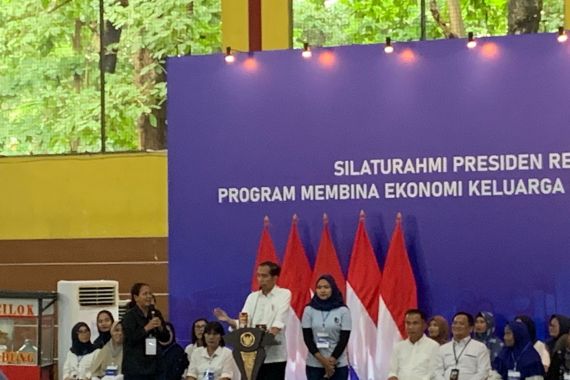 Jokowi tak Tahu Seblak, Tanya Jenis hingga Harga Seporsinya - JPNN.COM