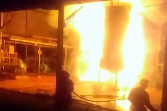 Pabrik Minyak Sawit di Aceh Terbakar Setelah Sebulan Tak Beroperasi - JPNN.COM