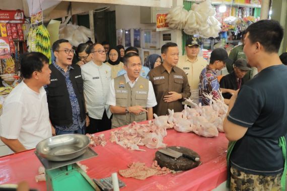 Jelang Ramadan, Harga Beras dan Telur Ayam di Palembang Naik - JPNN.COM