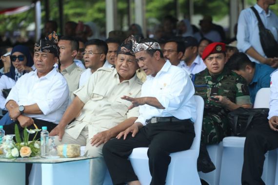 Mentan Amran Masuk Kriteria Kabinet Pemerintahannya, Prabowo: Pekerja Keras - JPNN.COM