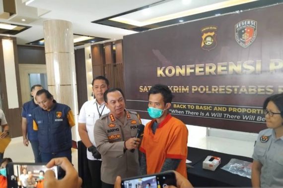 Emosi Petugas Linmas Pembacok Ketua KPPS di Palembang - JPNN.COM