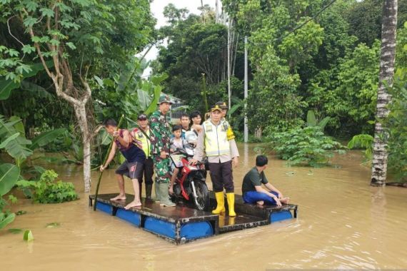 165 Hektare Lahan Pertanian di OKU Terendam Banjir - JPNN.COM