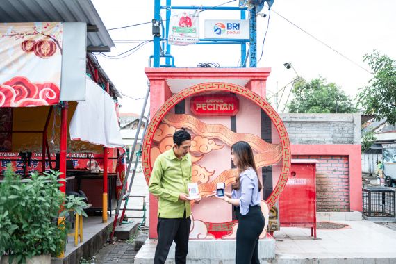 UMKM di Wisata Pecinan Kya Kya Surabaya Makin Berkembang Berkat Dukungan BRI - JPNN.COM