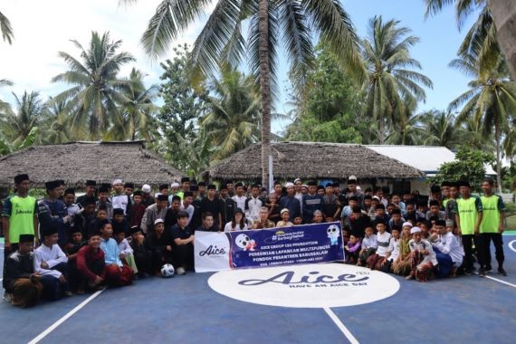 Program 15 Hari Aice Berbagi Sehat Berlanjut ke Ponpes Babussalam Lombok - JPNN.COM