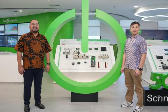 Schneider Electric jadi Mitra Merchant Pertama Eezee di Indonesia - JPNN.COM