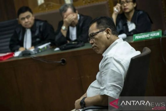 Kasus Korupsi IPDN, Eks Pejabat Kemendagri Dudy Jocom Dituntut 5 Tahun Penjara - JPNN.COM
